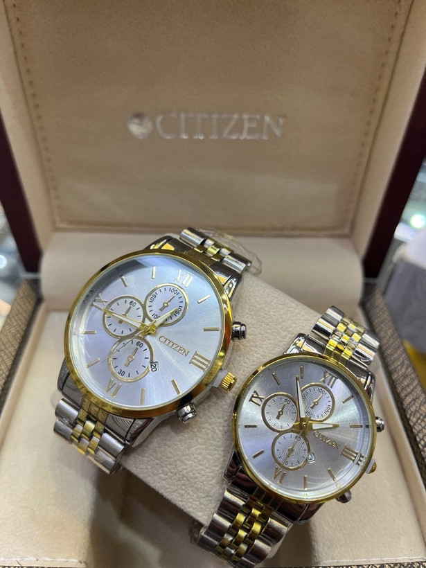 ساعت طرح سه موتور سی تی زن دورنگ طلایی صفحه سفید