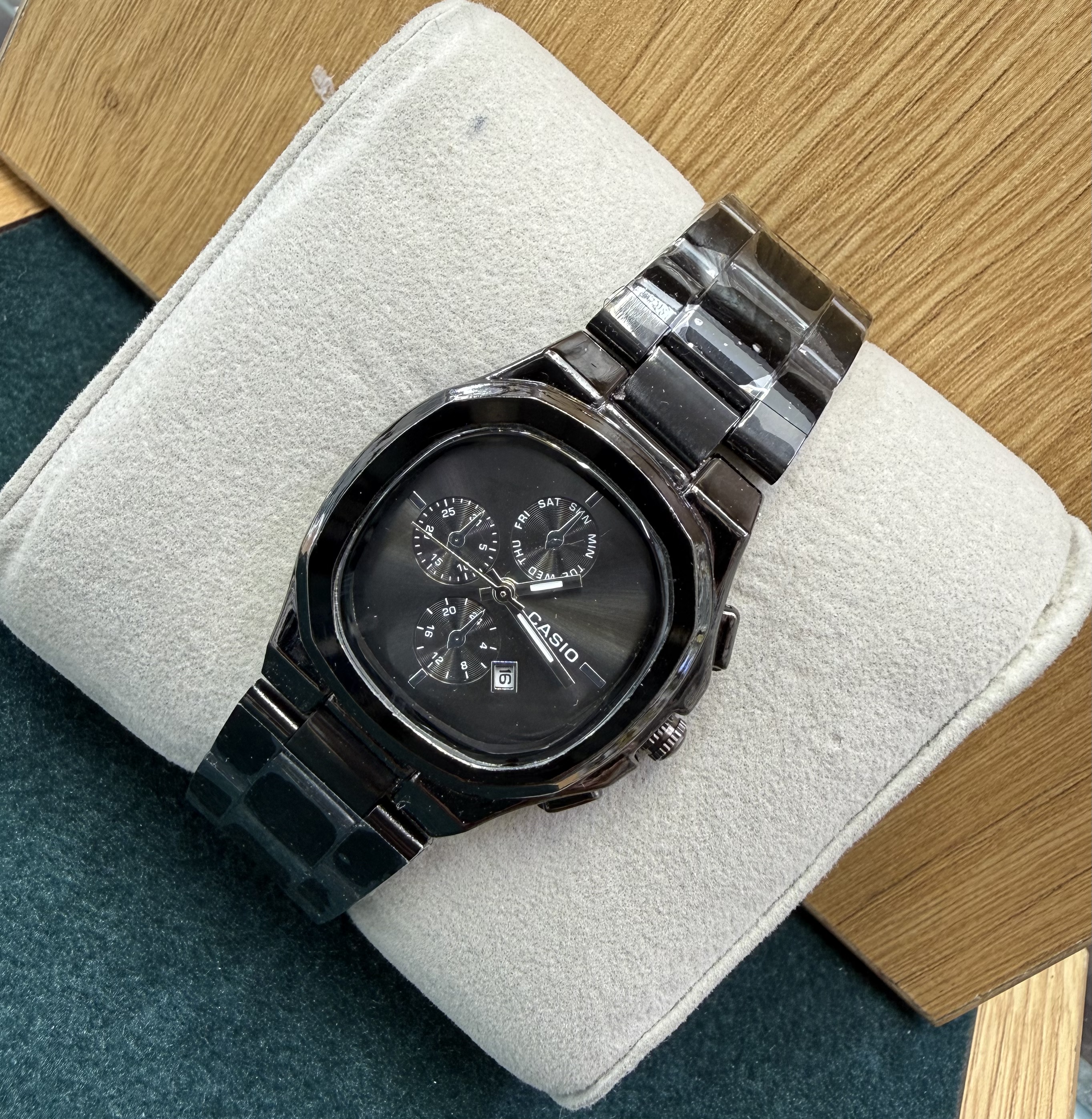 ساعت طرح کاسیو مربع طرح سه موتور فلزی