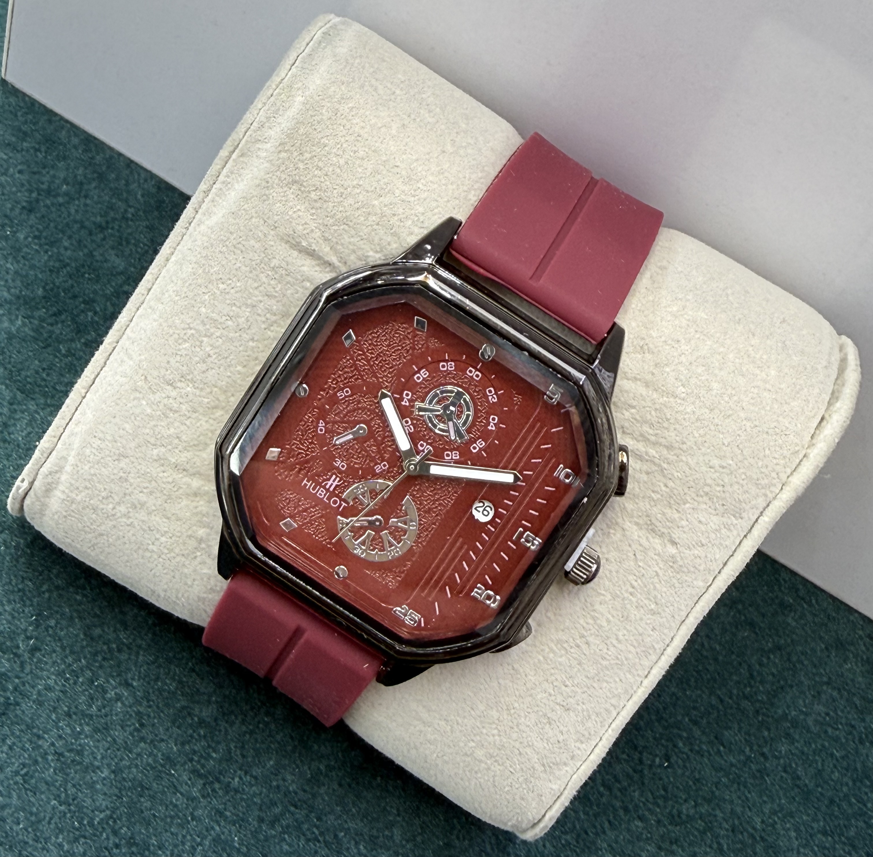 ساعت طرح سه موتور هابلوت مگنتی 3366